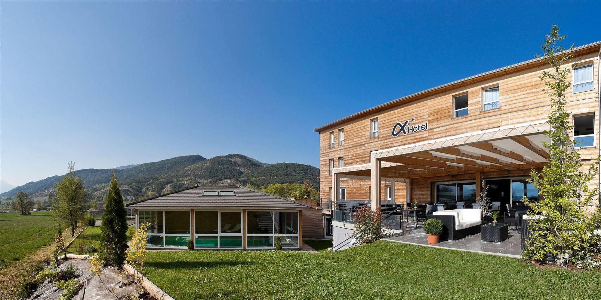 Ax Hotel Spa & Restaurant Chorges Exteriör bild