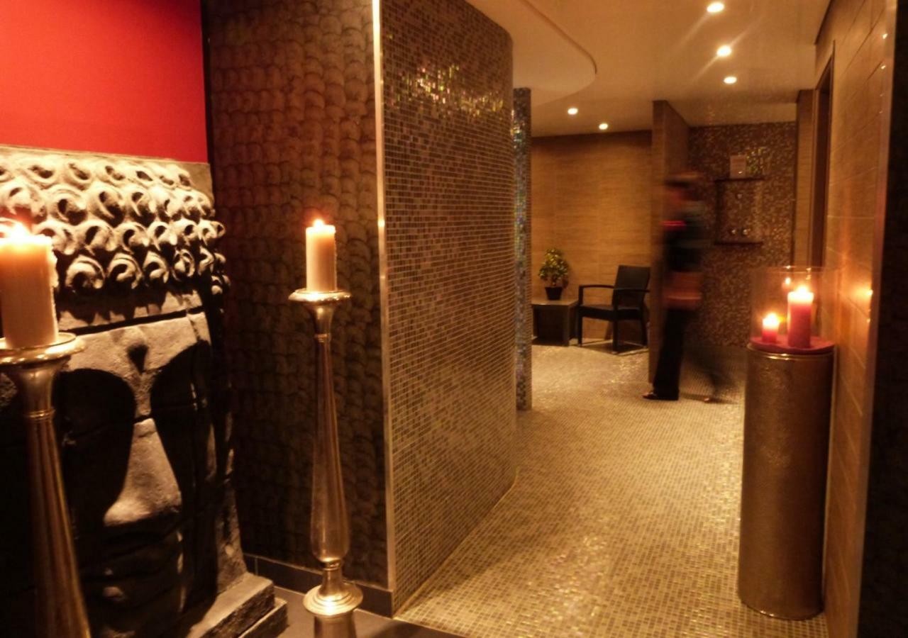 Ax Hotel Spa & Restaurant Chorges Exteriör bild